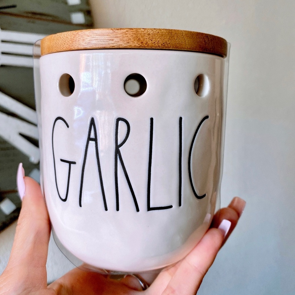 Rae Dunn Garlic Cellar